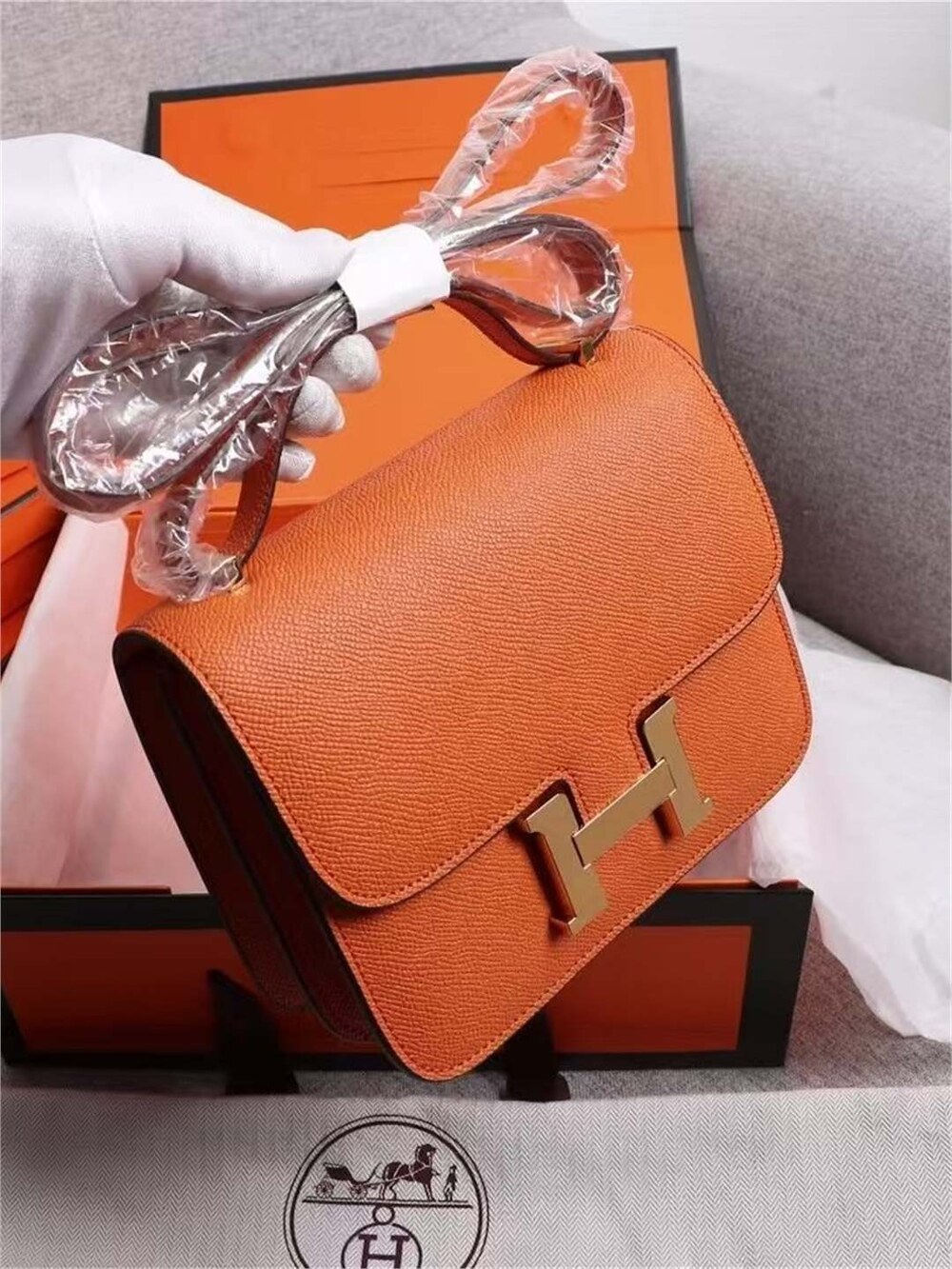 Hermès Constance 18 in Epsom Leather - Picture 2 of 8